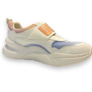 UGG LA Flex Pastel White Chunky Sneakers